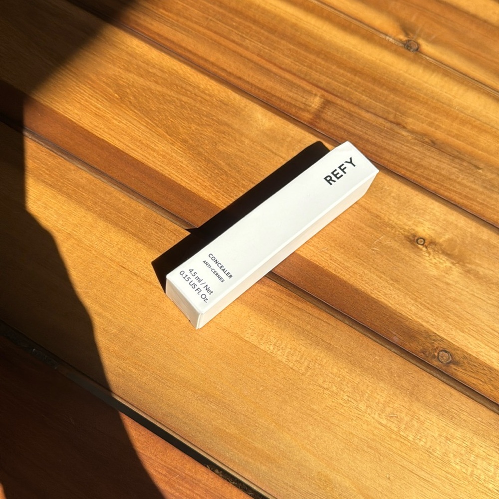 REFY 07 Concealer